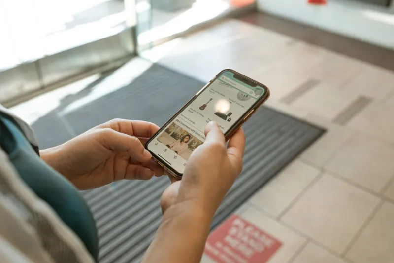 Shopping depuis son téléphone au Maroc : les applis qui valent vraiment le coup en 2024